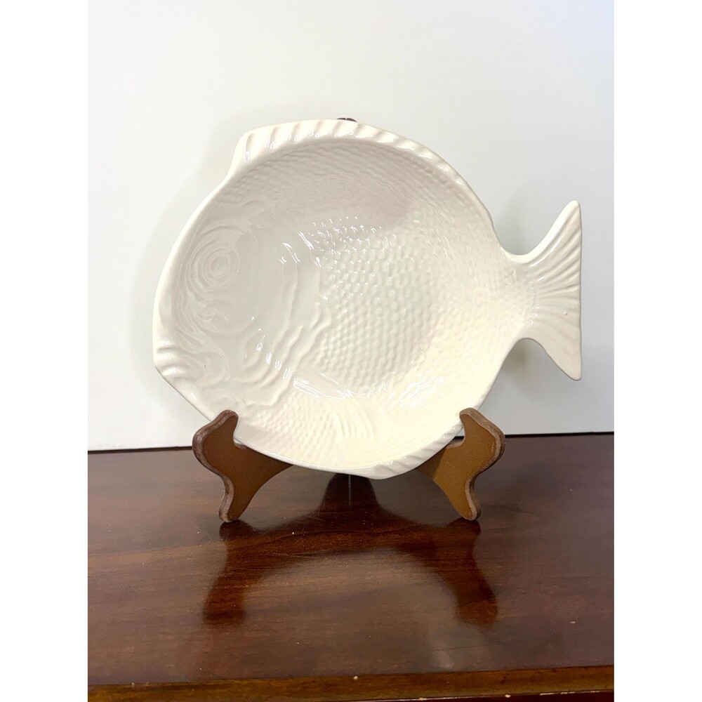 Vintage White Ceramic Fish Bowl Dish Pottery Fish Serving Dish CALIF USA 588 Whi